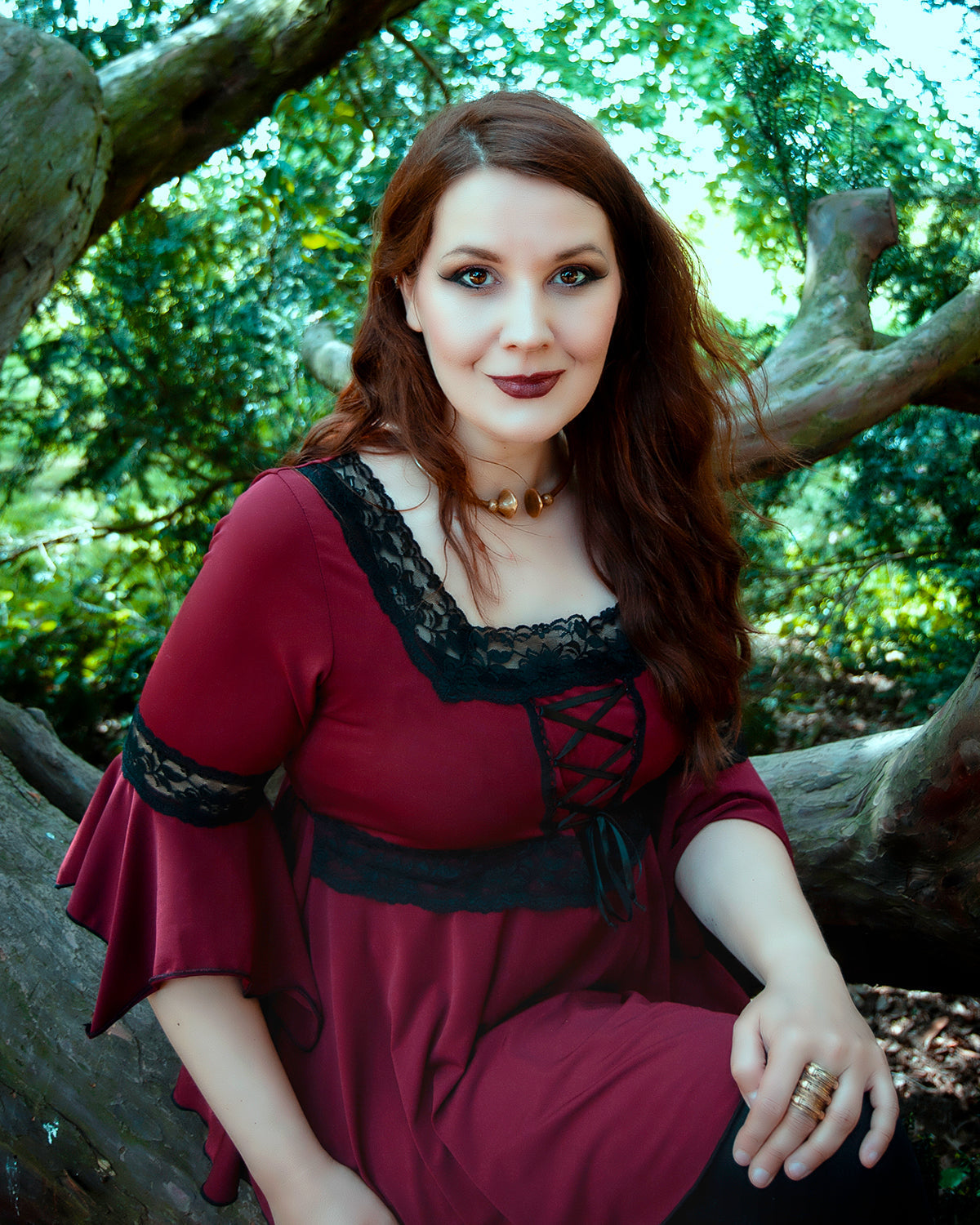 2025 Guide to Renaissance Fashion for a Modern Party