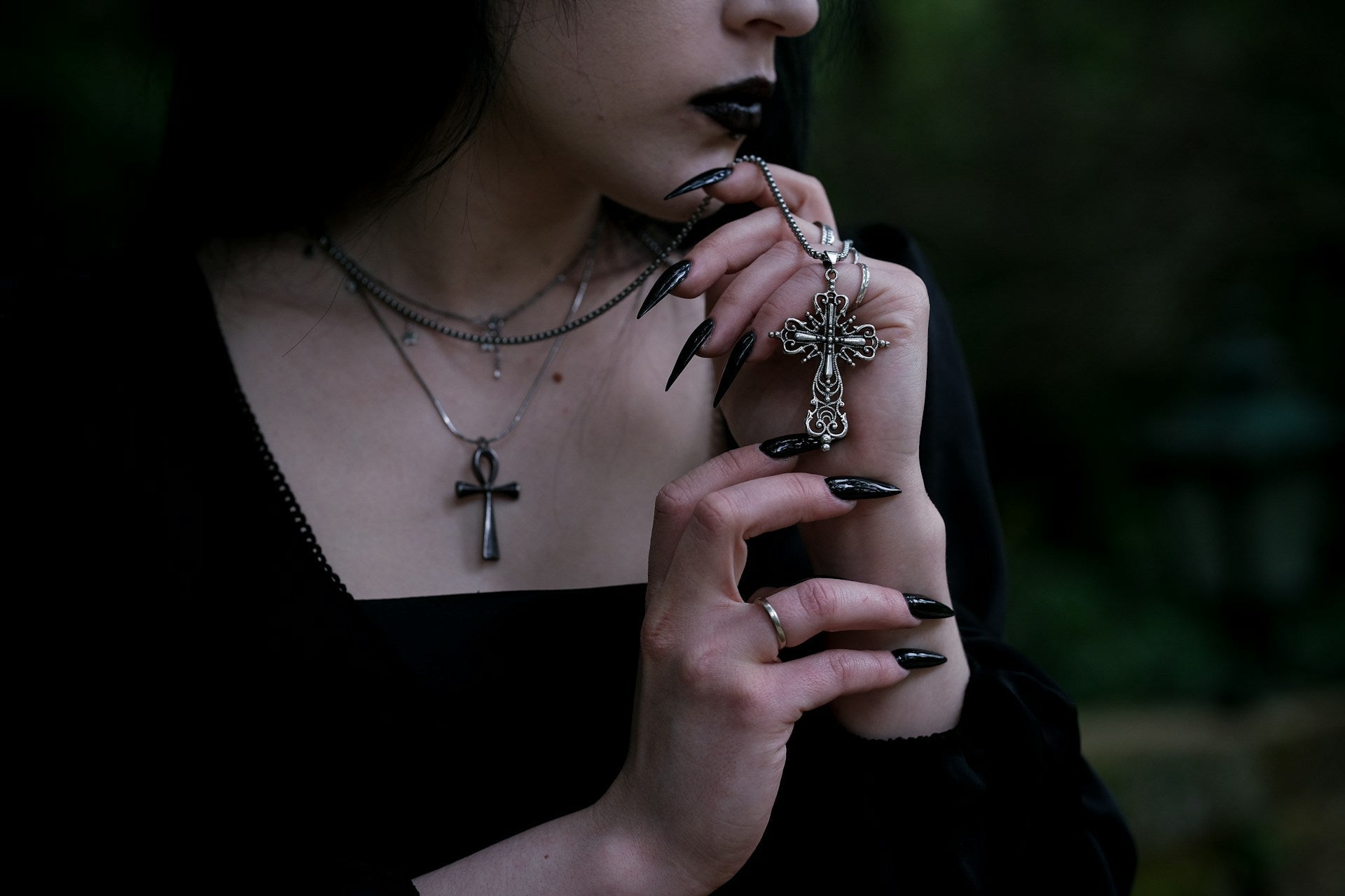 Gothic Victorian accessories