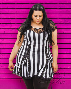 Dare Fashion Roxanne Short sleeve top S46 Beetlejuice AshDown Gothic Steampunk Roxann Lace Top